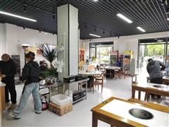 花溪106平有外摆区成熟餐饮店转让